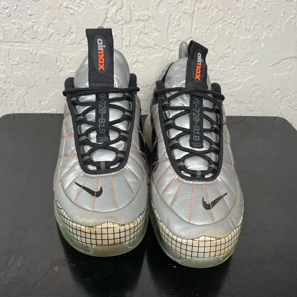 Nike good gently