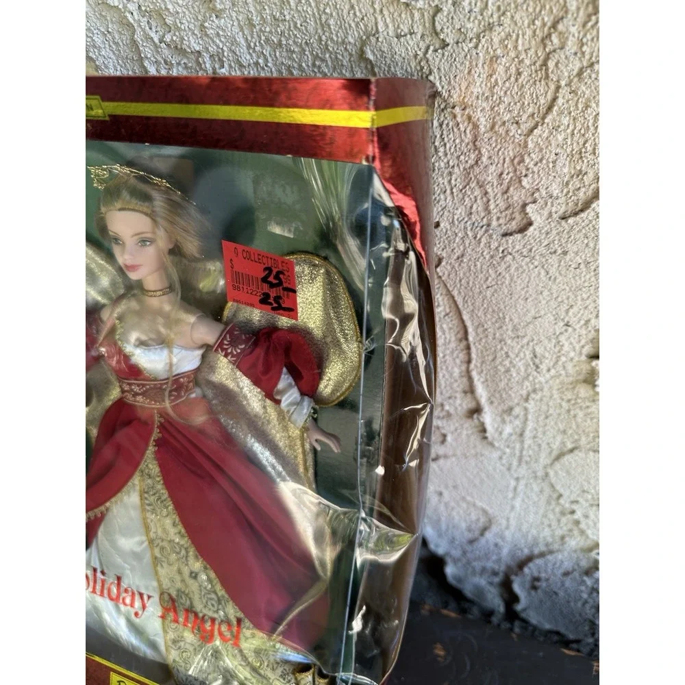 Holiday Angel Barbie 2nd in Series Red Dress Blonde Mattel 2001 NRFB 29769