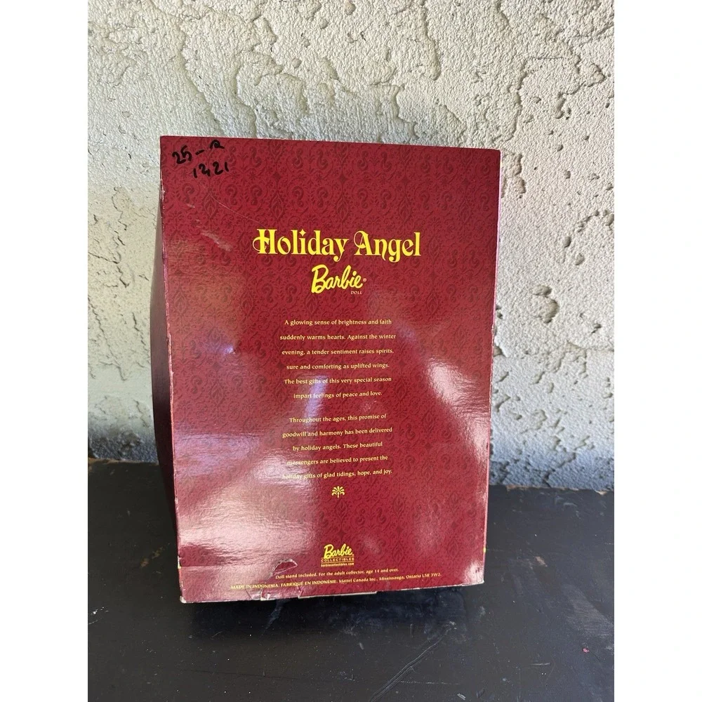 Holiday Angel Barbie 2nd in Series Red Dress Blonde Mattel 2001 NRFB 29769