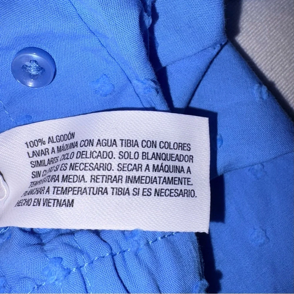 Colsie blue poplin
