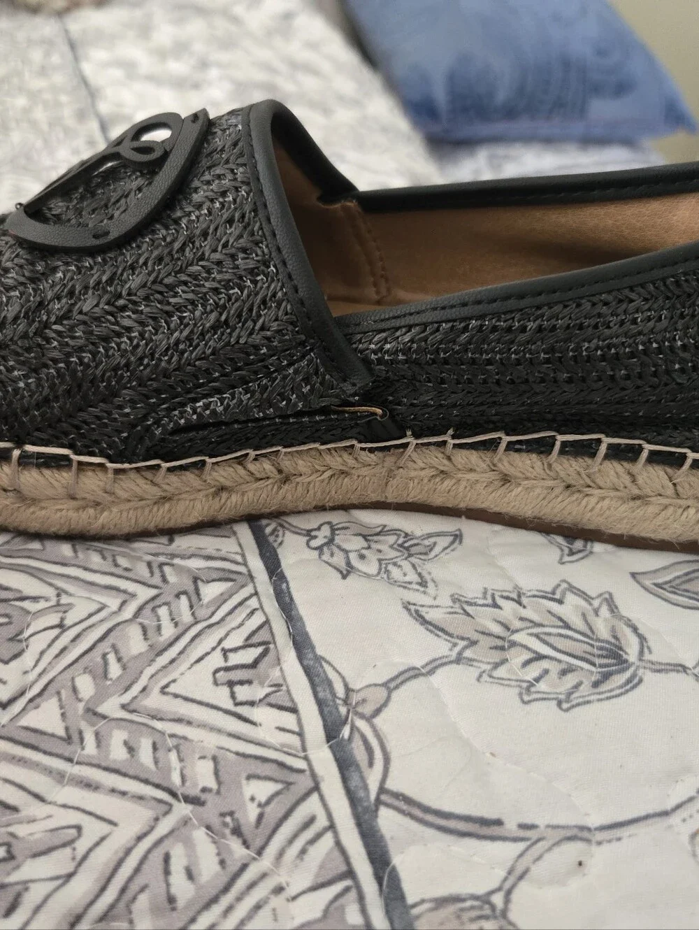 Sam & Libby stylish black