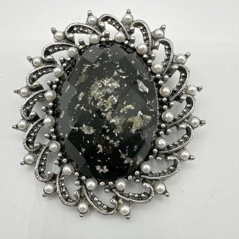 unbranded vintage style