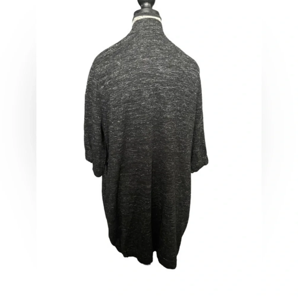 COS black speckled
