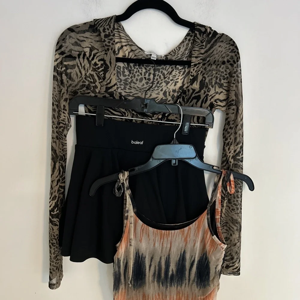 Bundle Of 3/Two Women's‎ Fashion Nova Tops One Black Baleaf Skort All Small