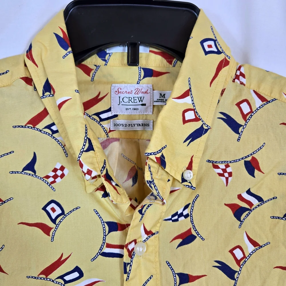 J. Crew Secret Wash Men's Yellow Nautical Flag Classic Fit Short Sleeve Shirt Me