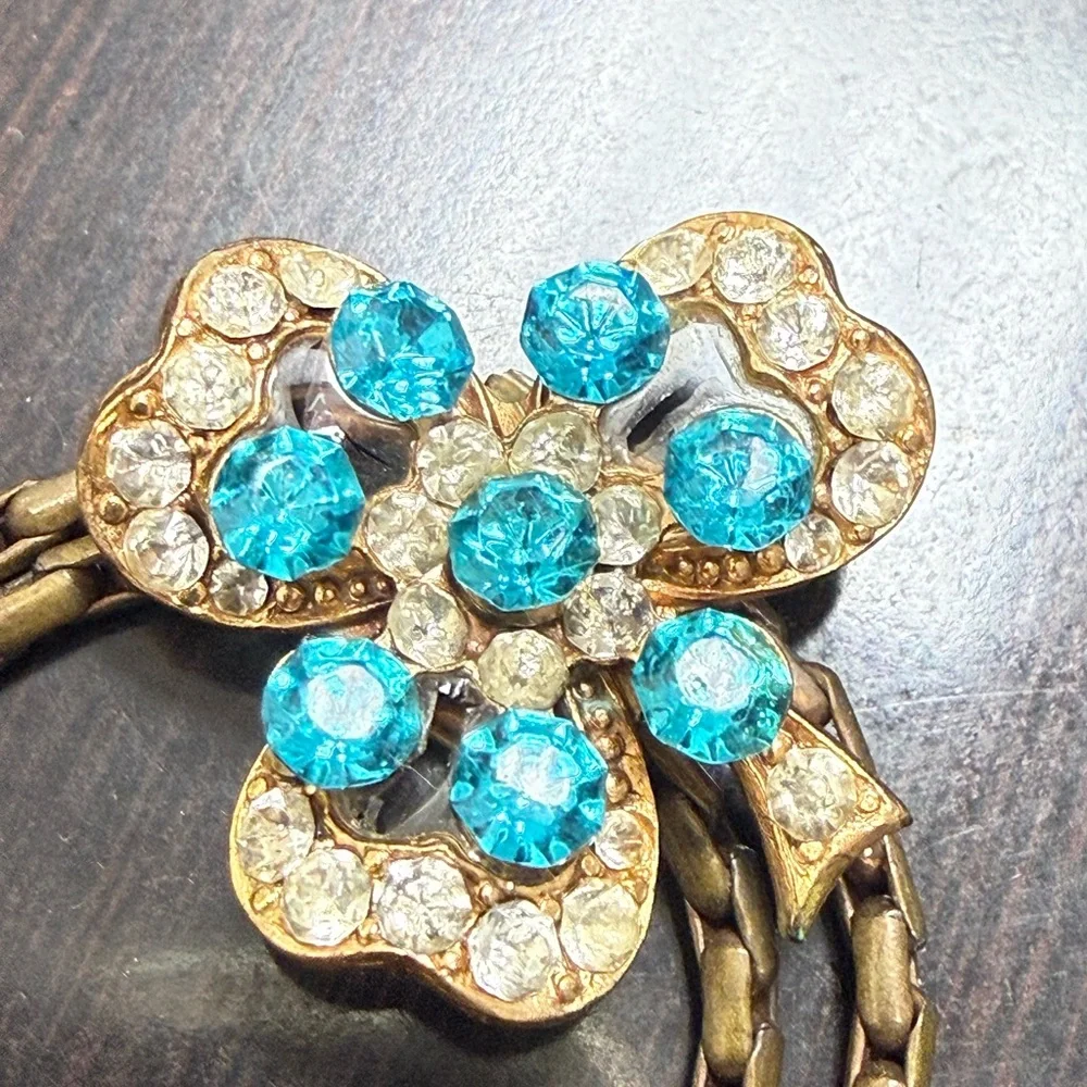 N/A elegant gold