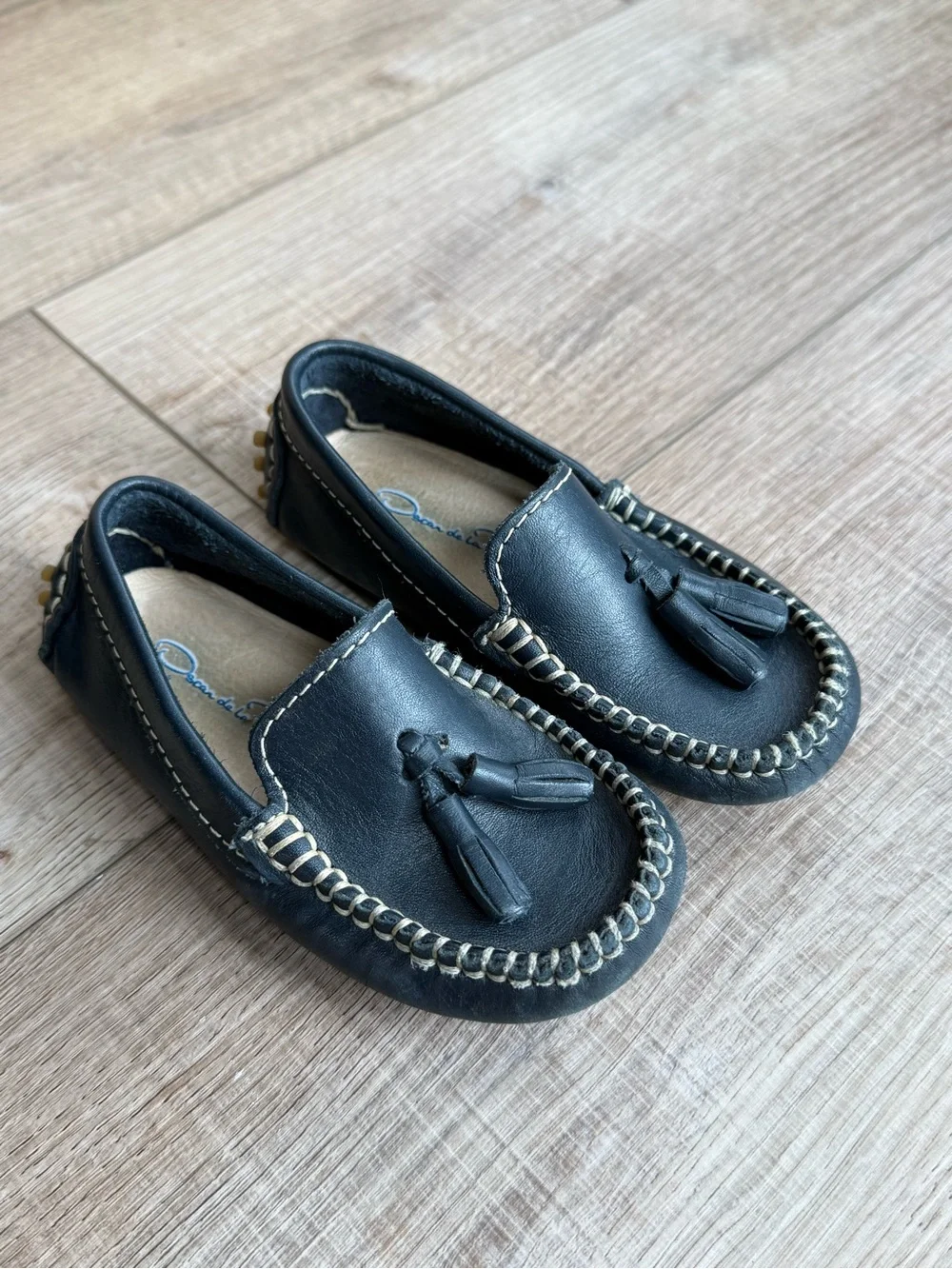 Oscar de la Renta Black Leather Toddler Tassel Loafers