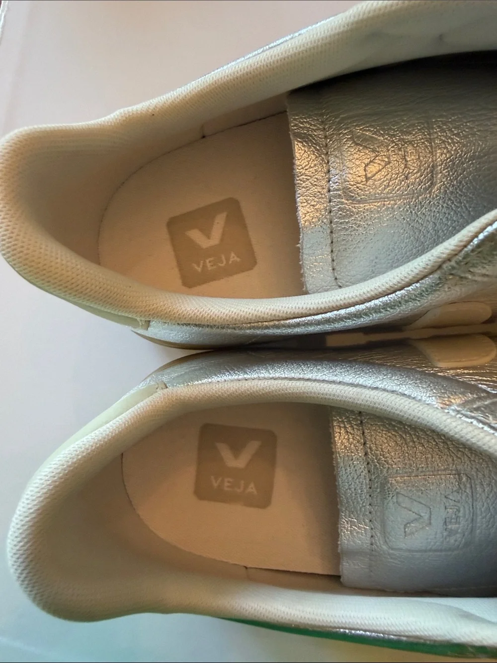 Veja brand please out