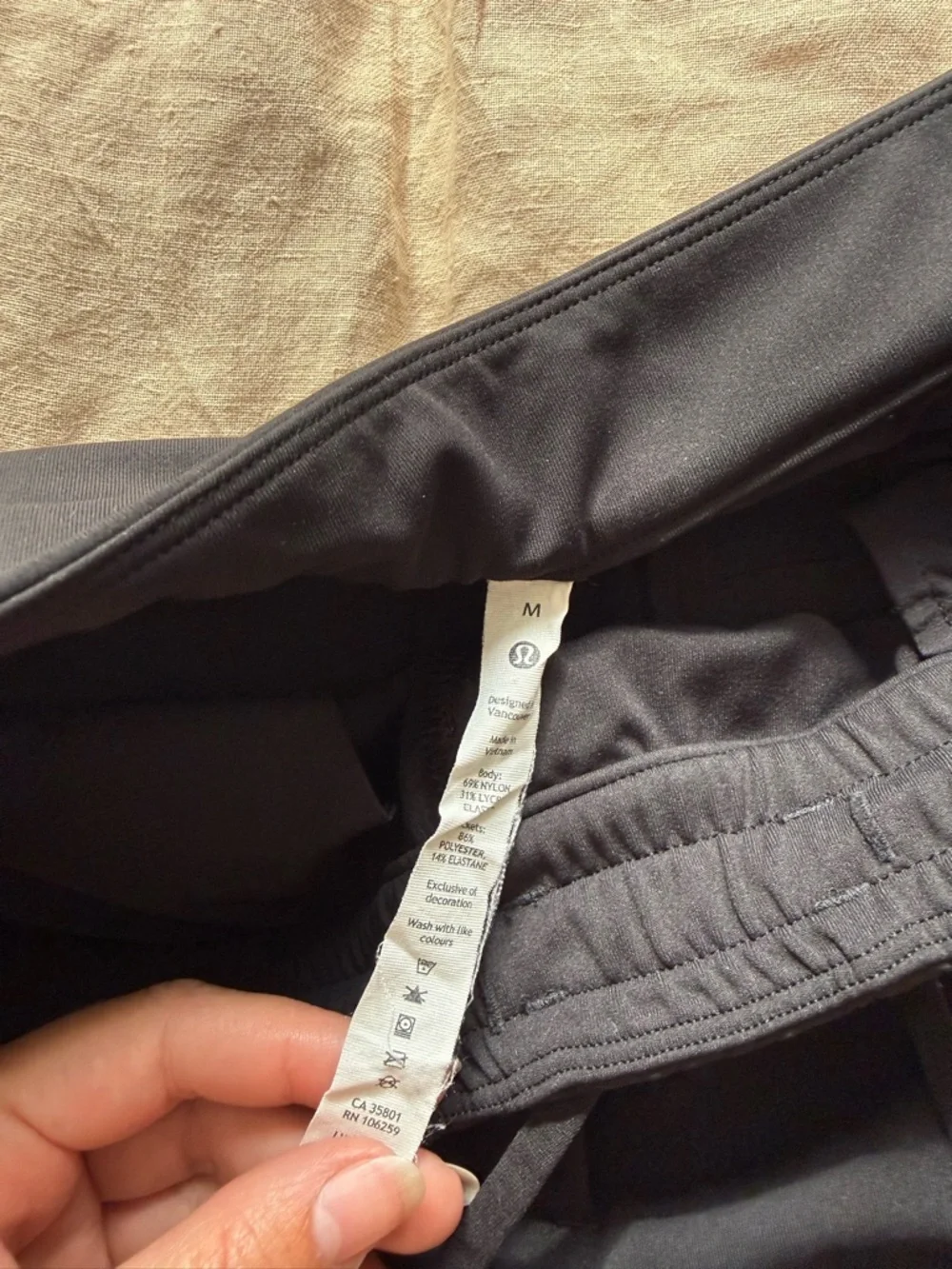 lululemon athletica comfortable black