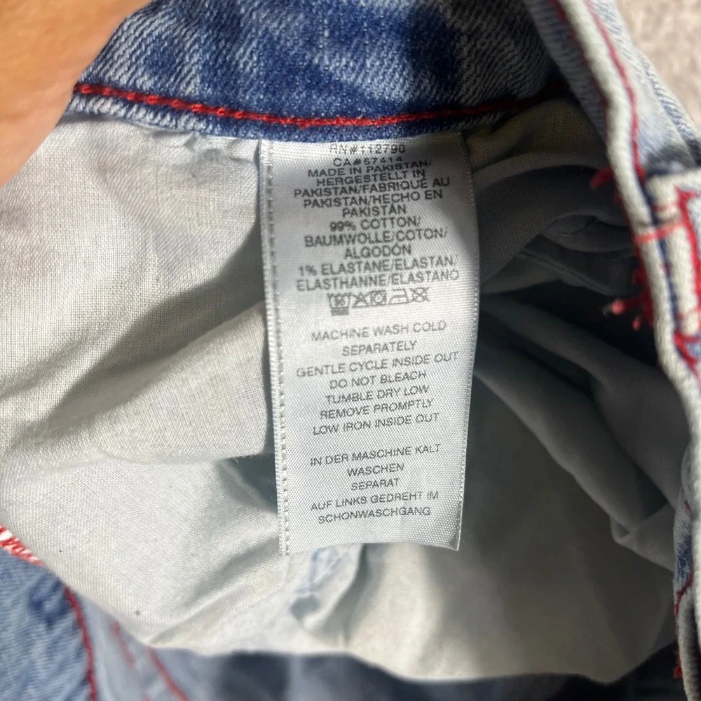 True Religion Ricky Relaxed Straight Distressed Jeans Mens 38 Red Stitch Light