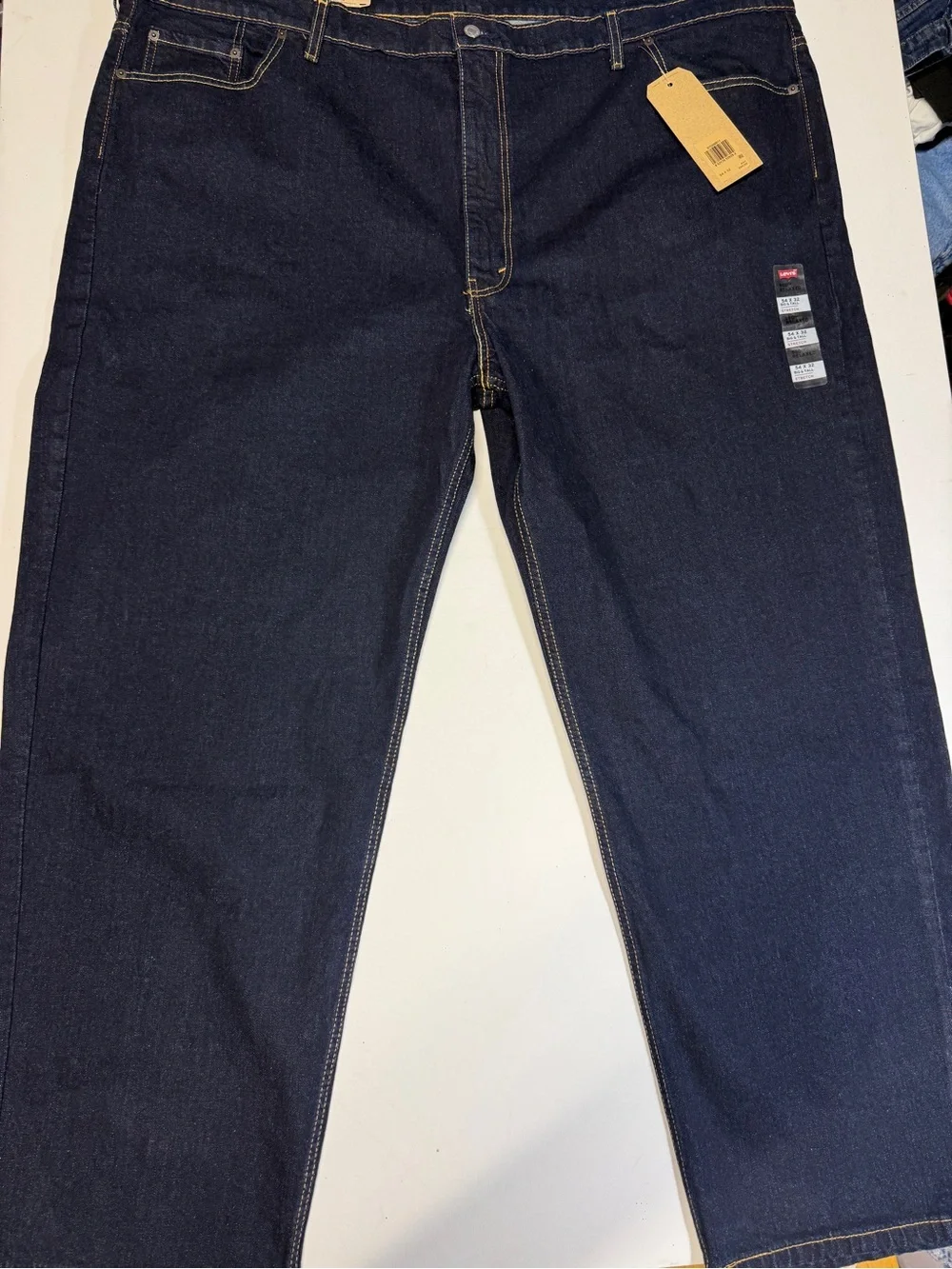 Levis relaxed straight
