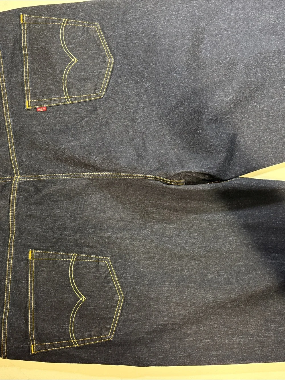Levis relaxed straight