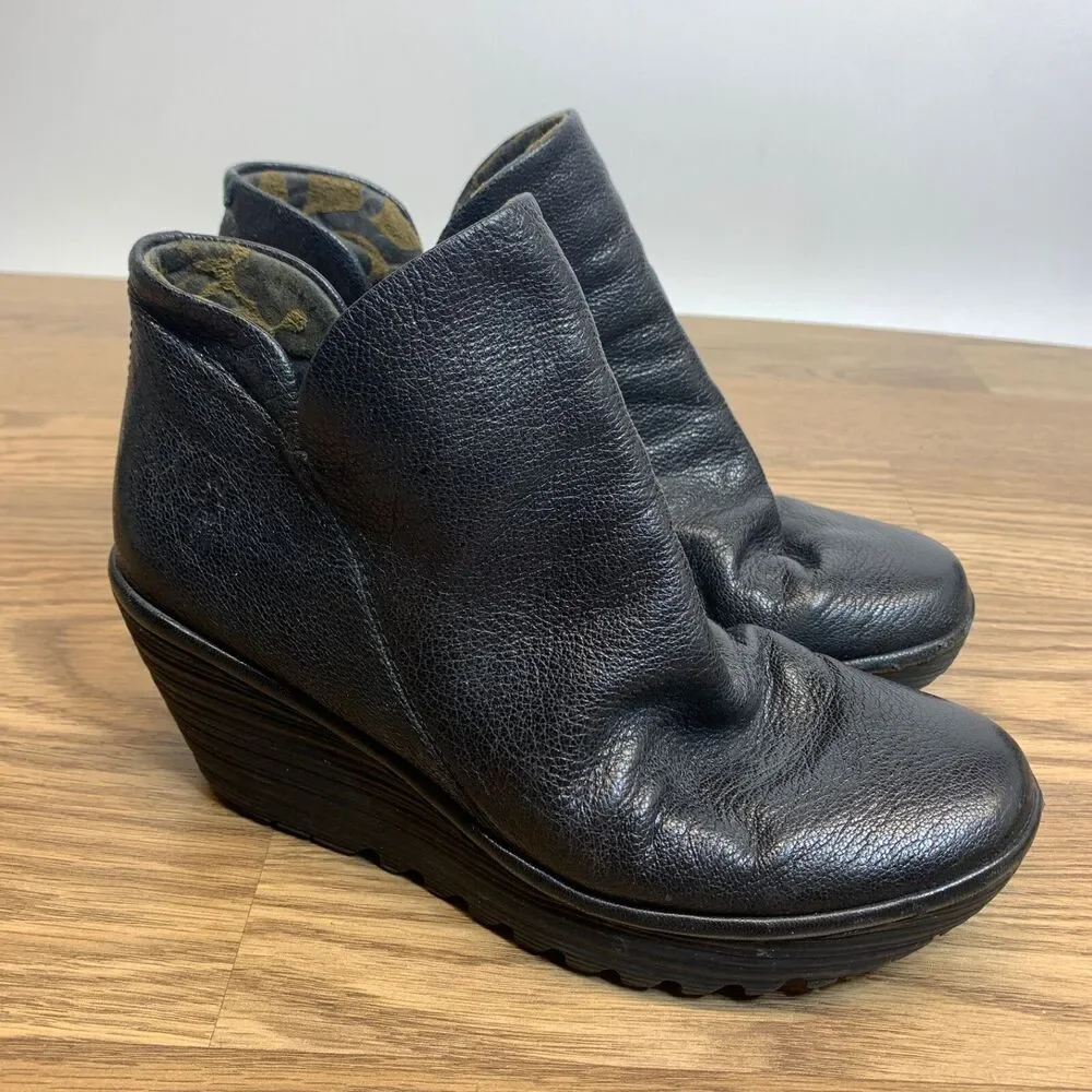 FLY London Women's Yip Boot in Black Mousse Size 8.5-9 EU 39‎ Wedge