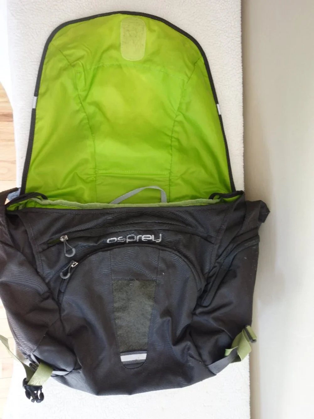 OSPREY black lime