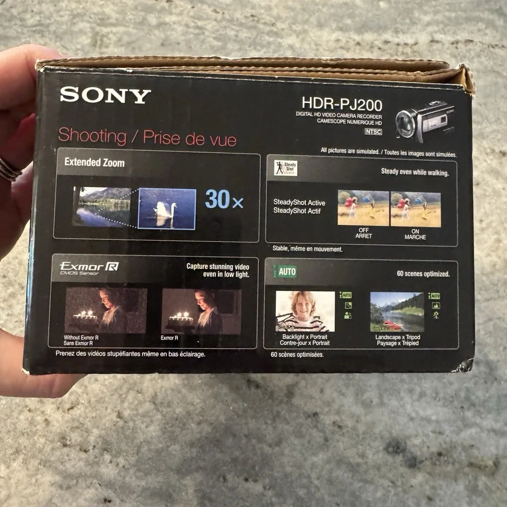 Sony Handycam HDR-PJ200 Full HD Camcorder w/Built-In Projector 30x Zoom