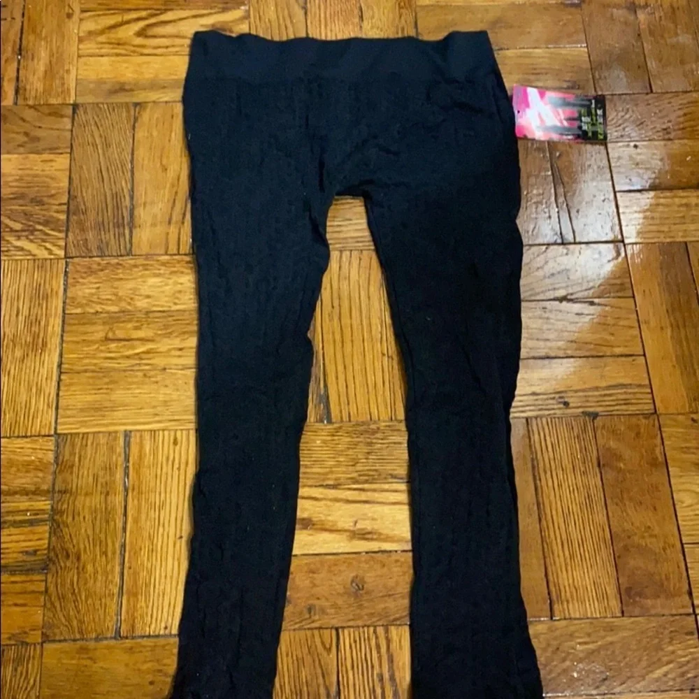 2 for $15 NWT Capri length stockings