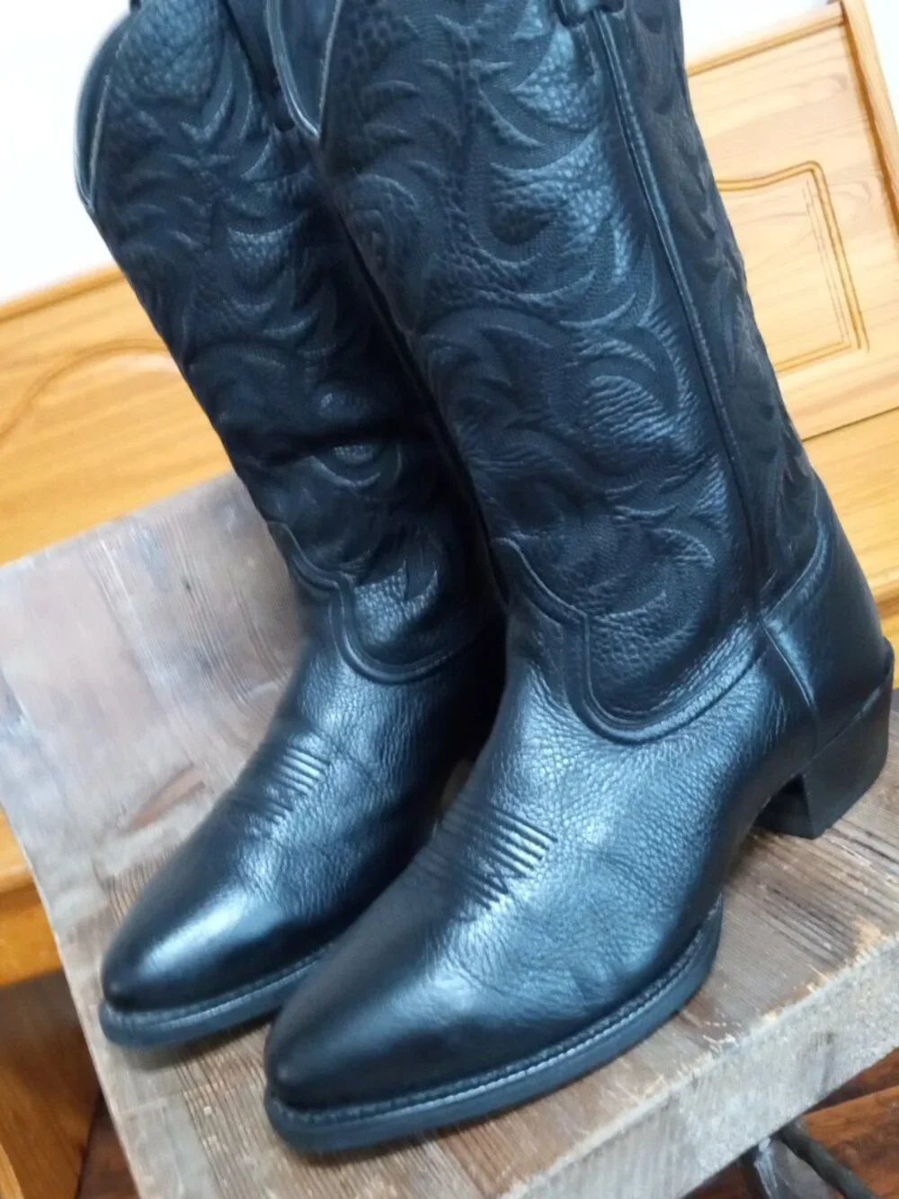 Ariat men size