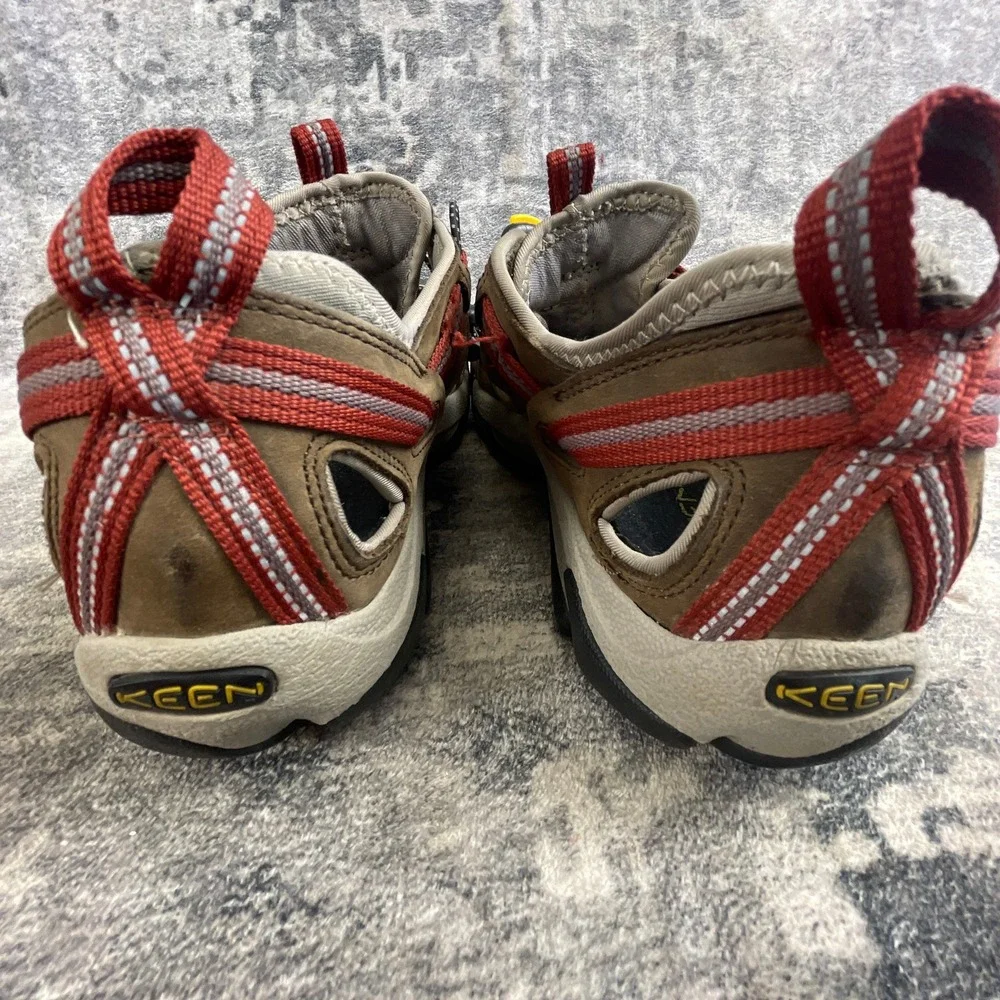 Keen mens size