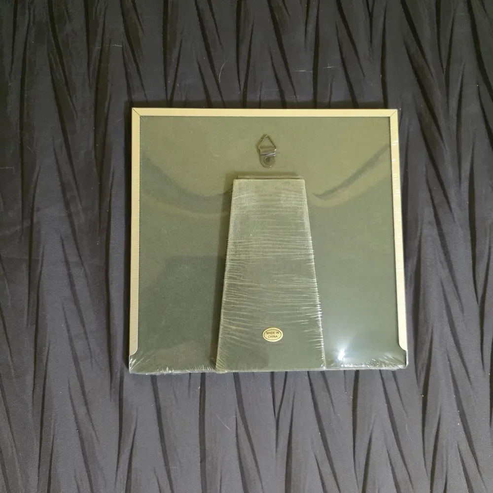 N/A display cherished