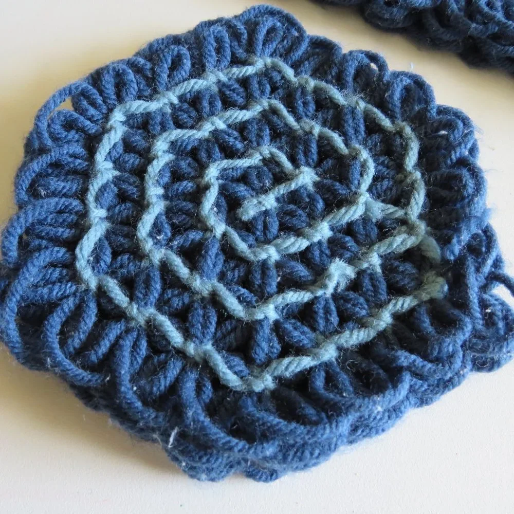 N/A navy blue