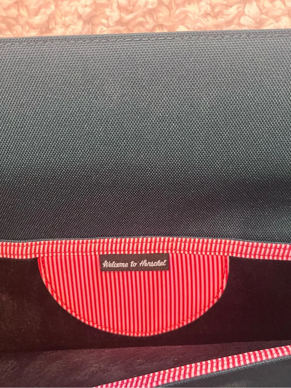Herschel Supply Company excellent no