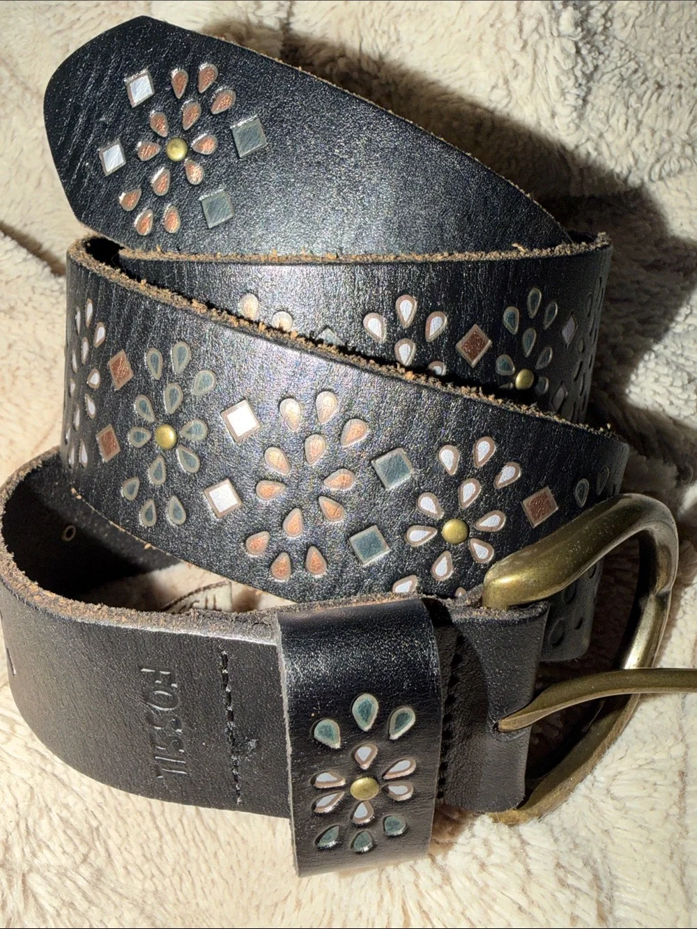 Fossil studded leather