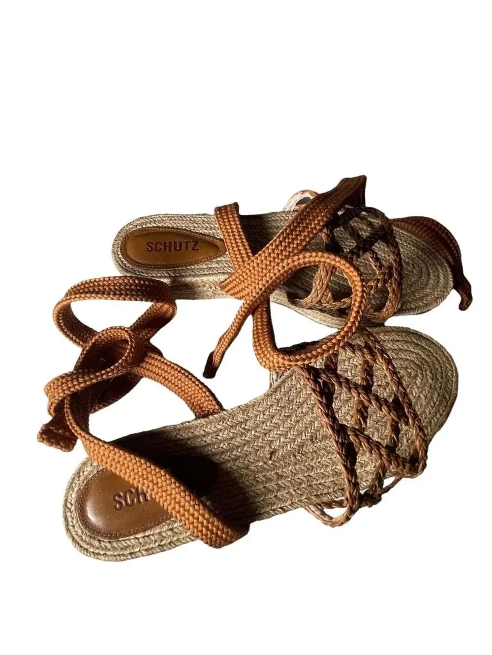 SCHUTZ elevate your