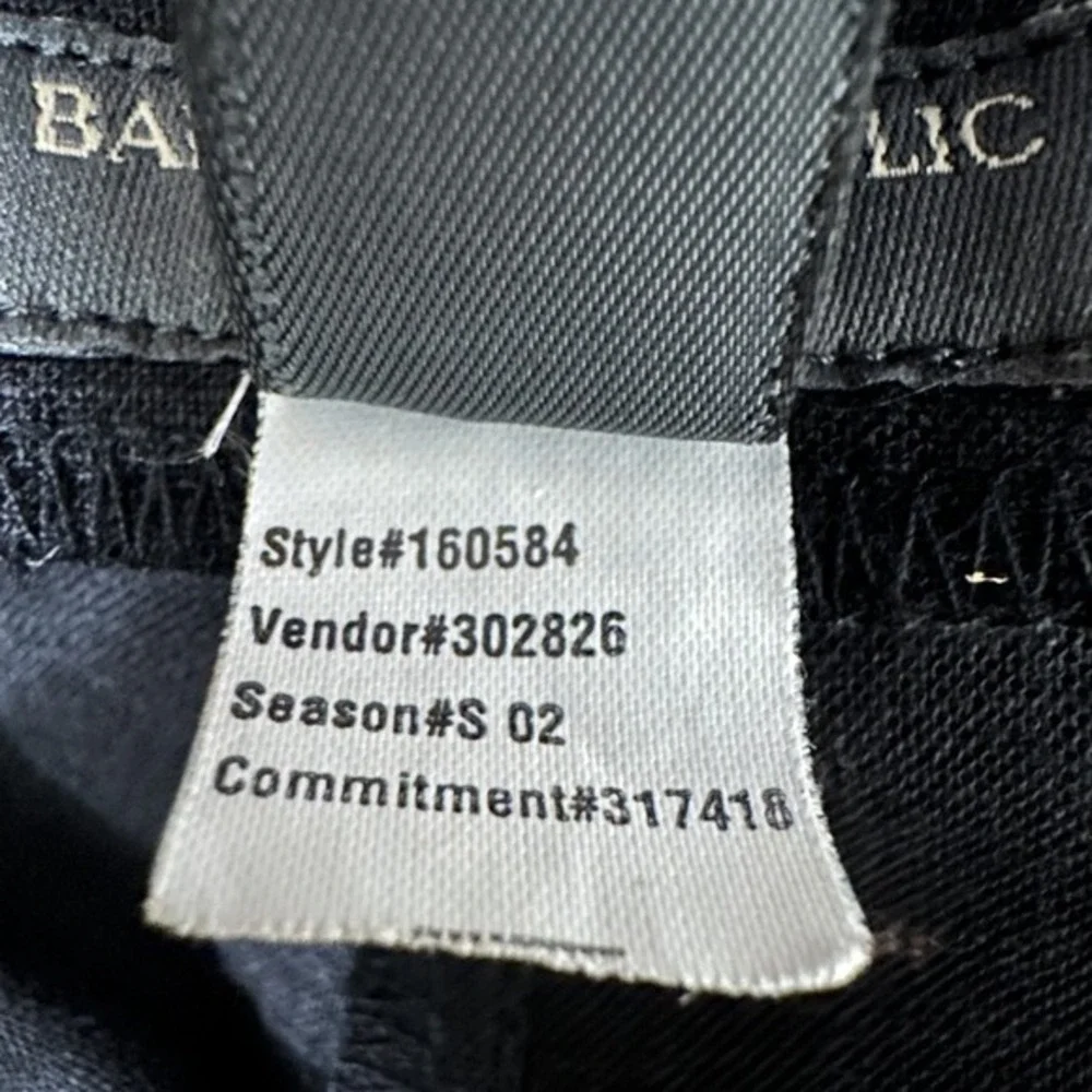 Banana Republic brand banana