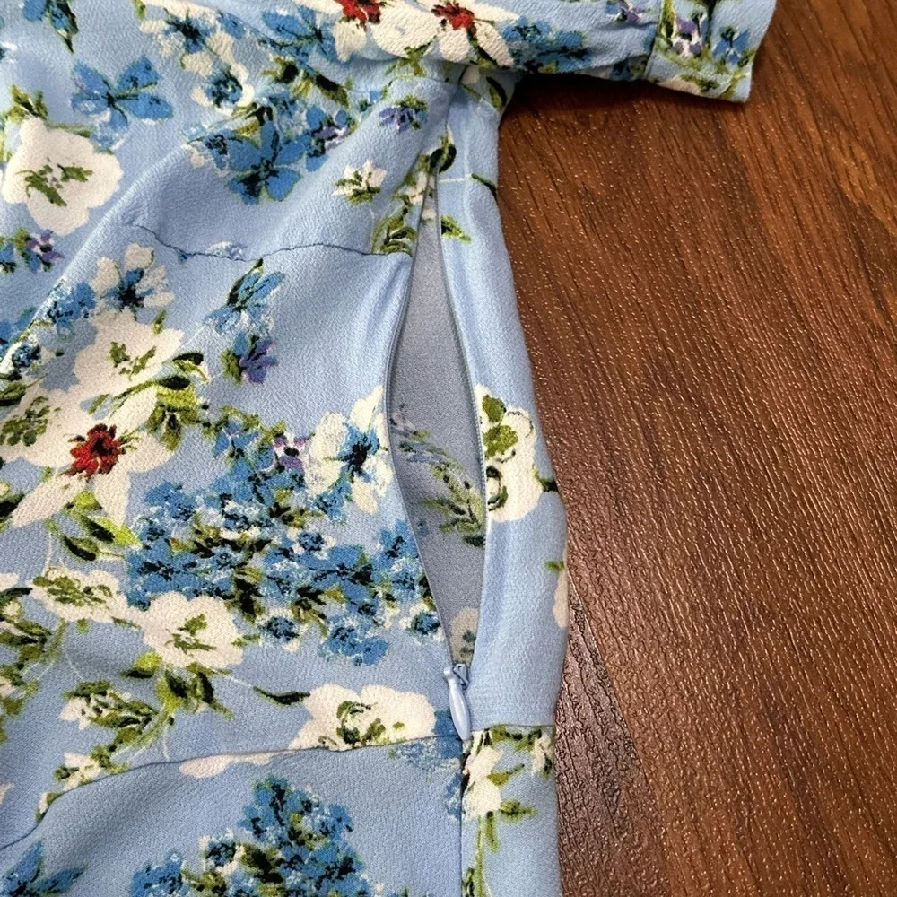 Banana Republic blue pattern