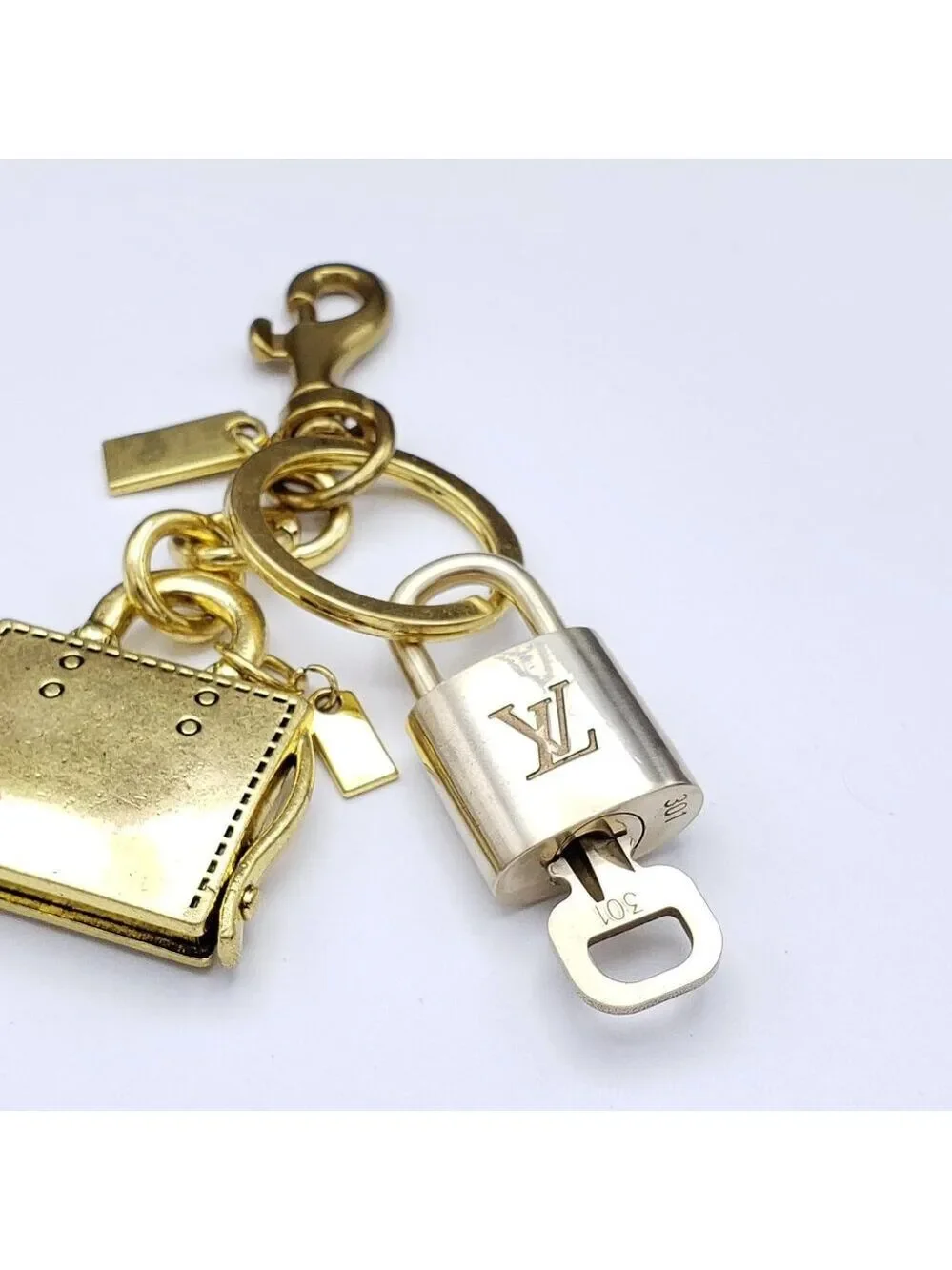 Louis Vuitton perfect this
