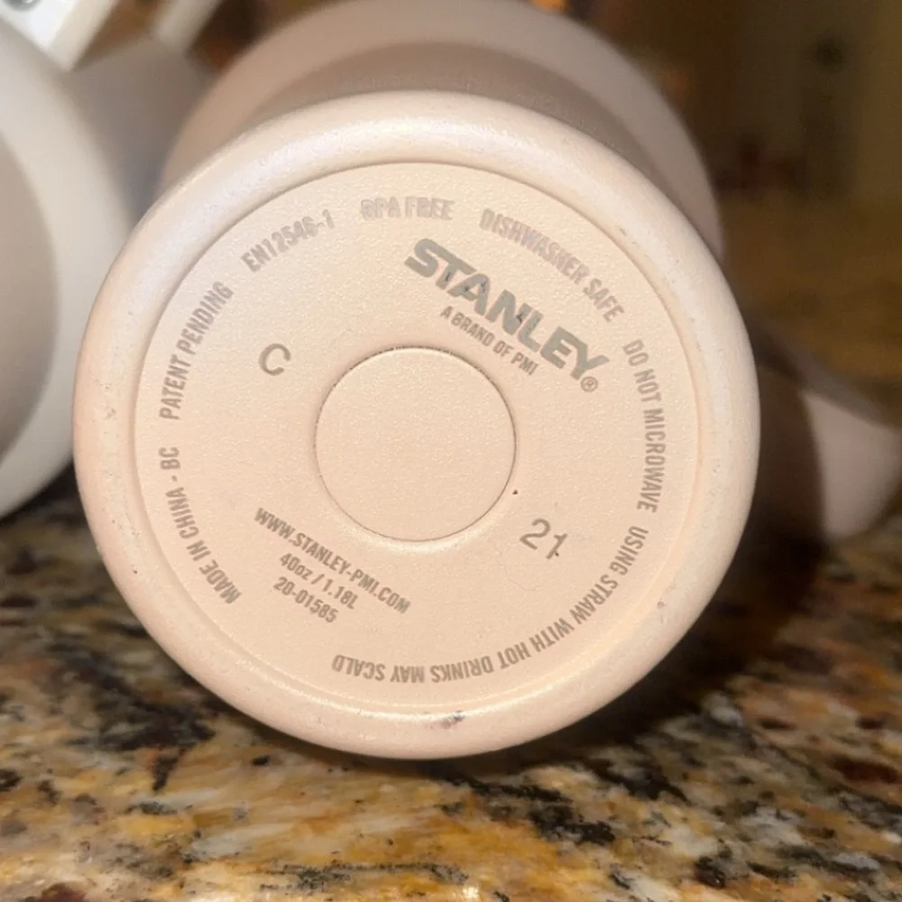 Stanley these has ship
