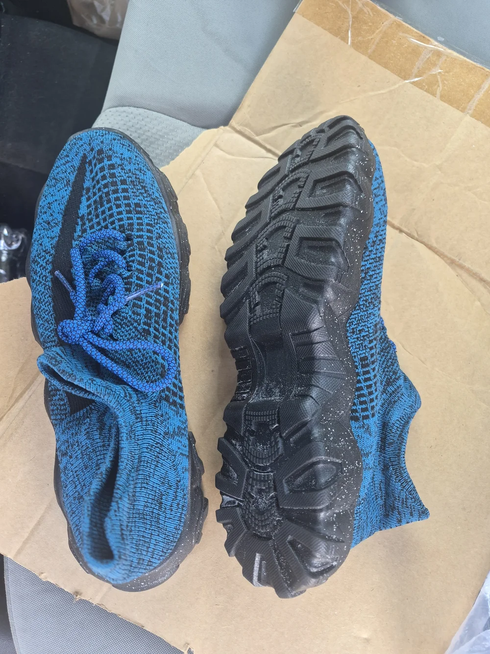 None breathable blue