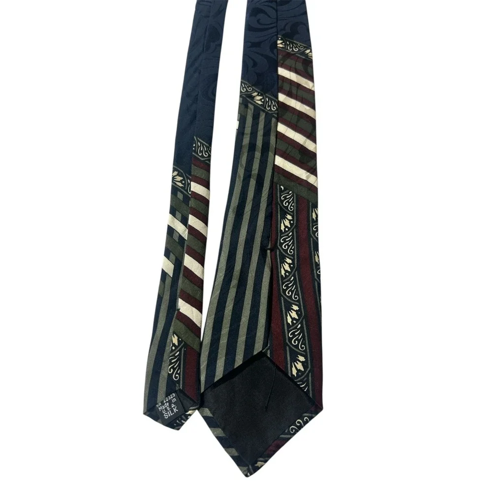 The Unbranded Brand sophisticated silk
