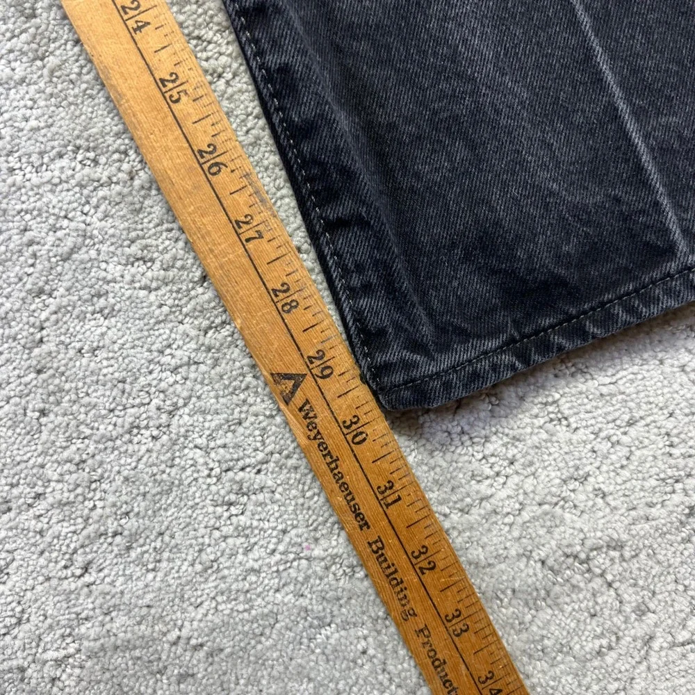 Levis measurements waist