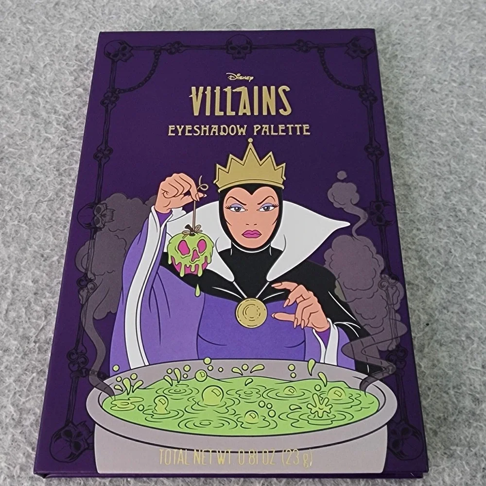 Disney Villains Eyeshadow Palette Evil‎ Queen 12 shades