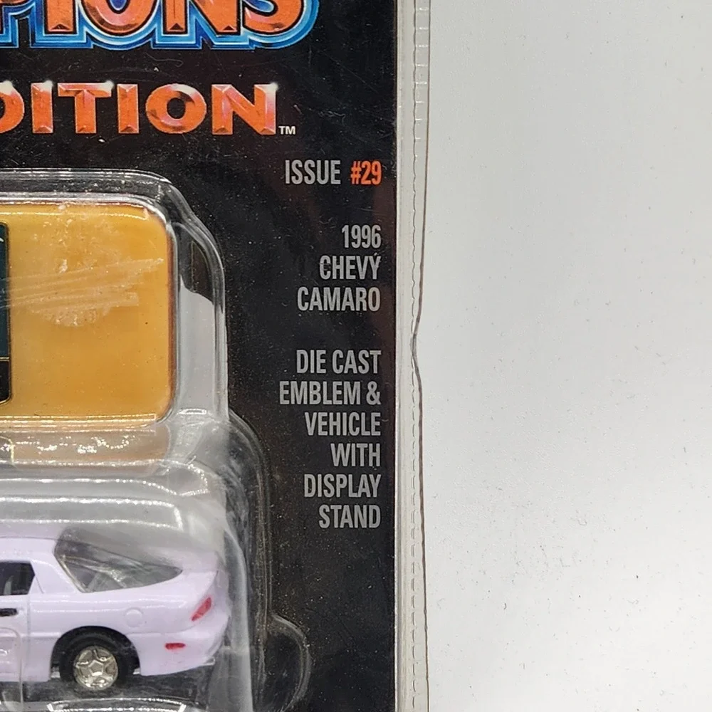 Racing Champions own piece