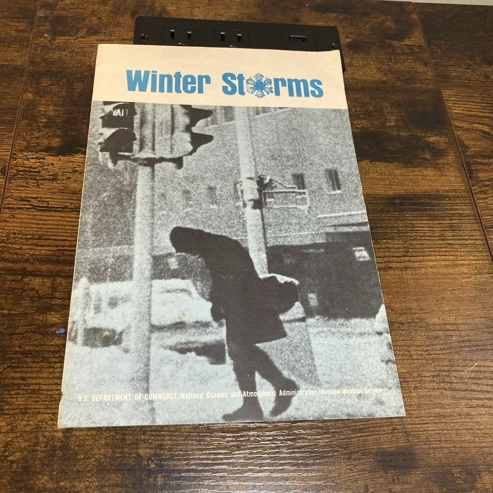 Winter Storm Safety Rules Vtg 1975 NOAA USDOC‎ NOAA NWS Book Booklet