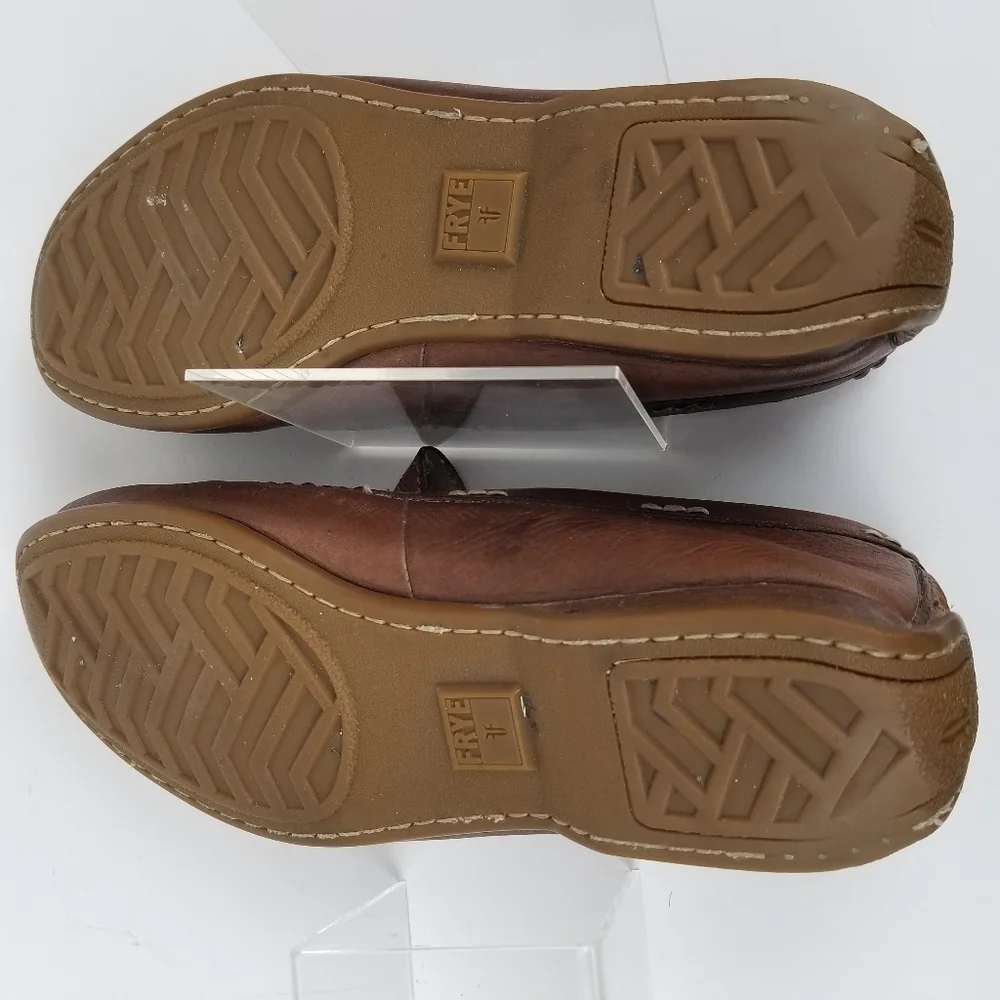 Frye lewis venetian