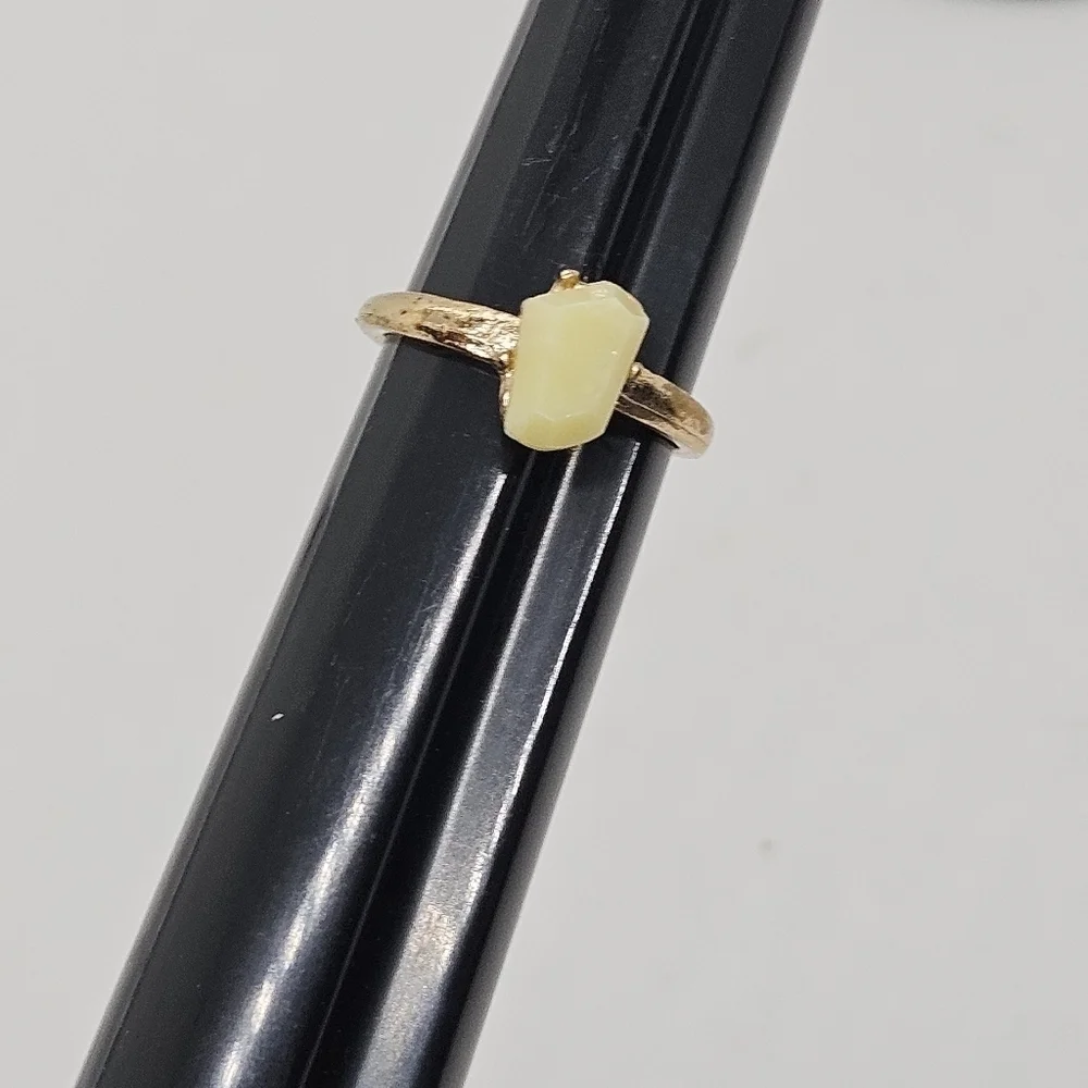 N/A gold tone
