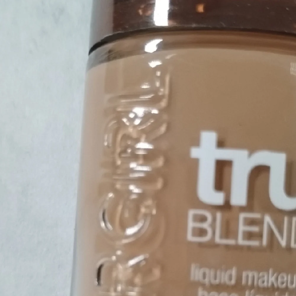 COVERGIRL trublend liquid