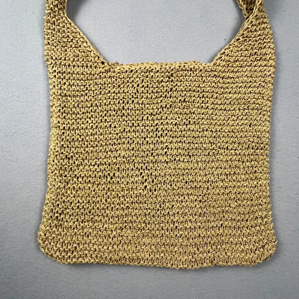 N/A woven straw