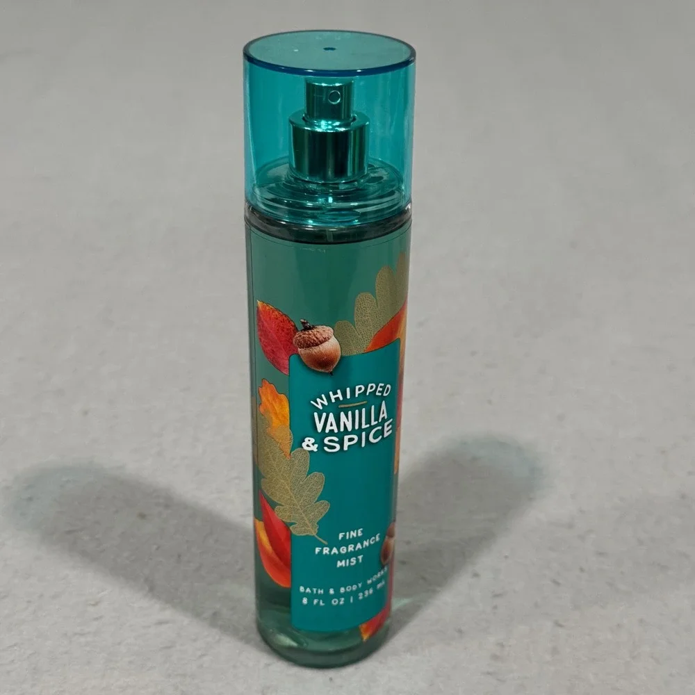 Bath & Body Works Fragrance Mist Women Teal Whipped Vanilla & Spice 8oz Spray