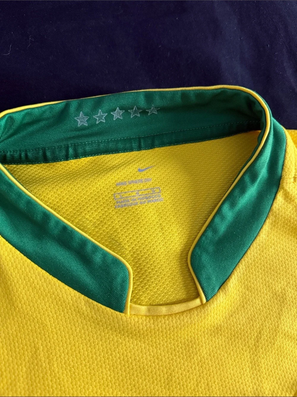 Nike no tags