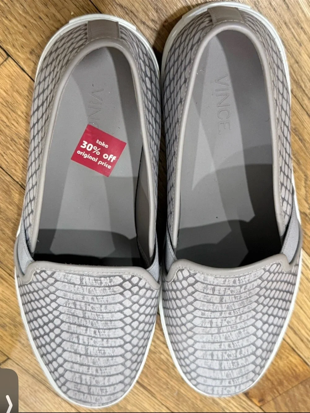 Vince grey tan