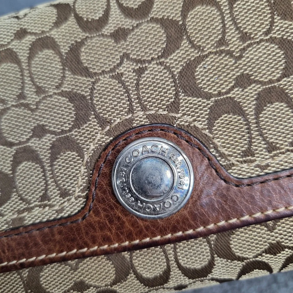 Coach pre owned