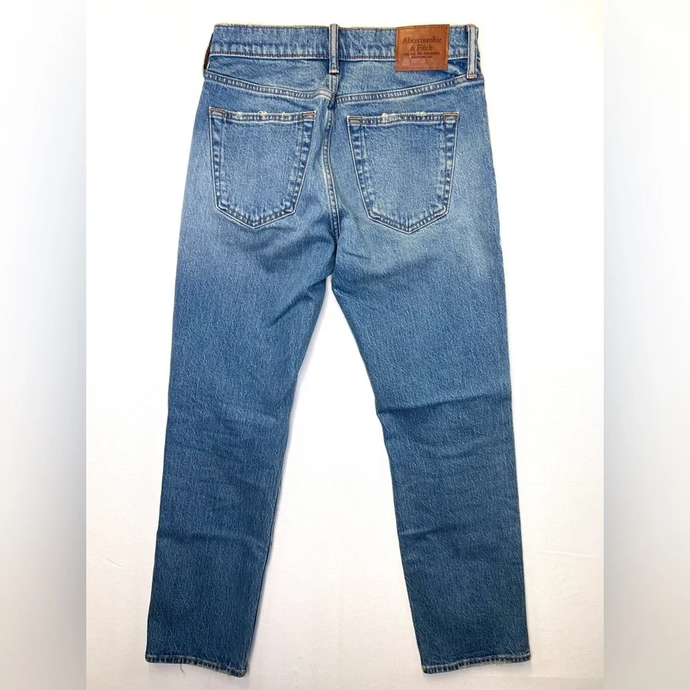 Abercrombie & Fitch these abercrombie