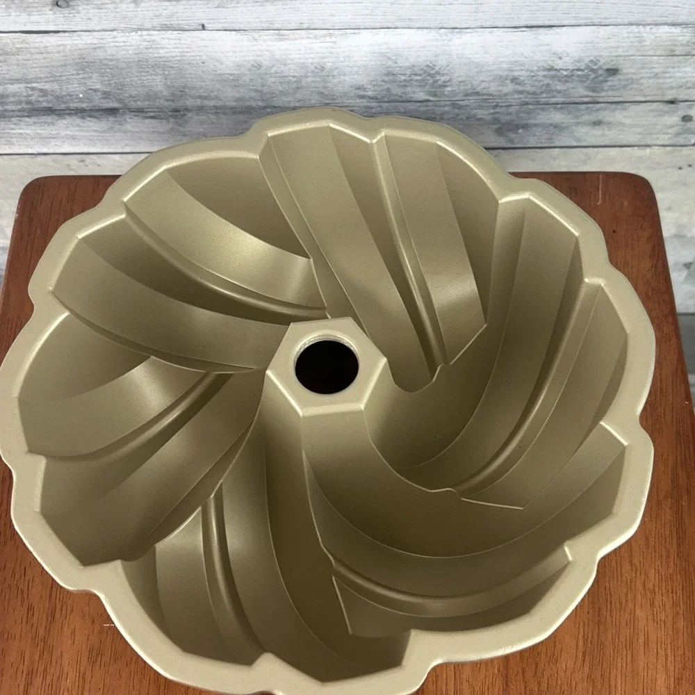 Nordic Ware 75th Anniversary Braided Bundt® Pan