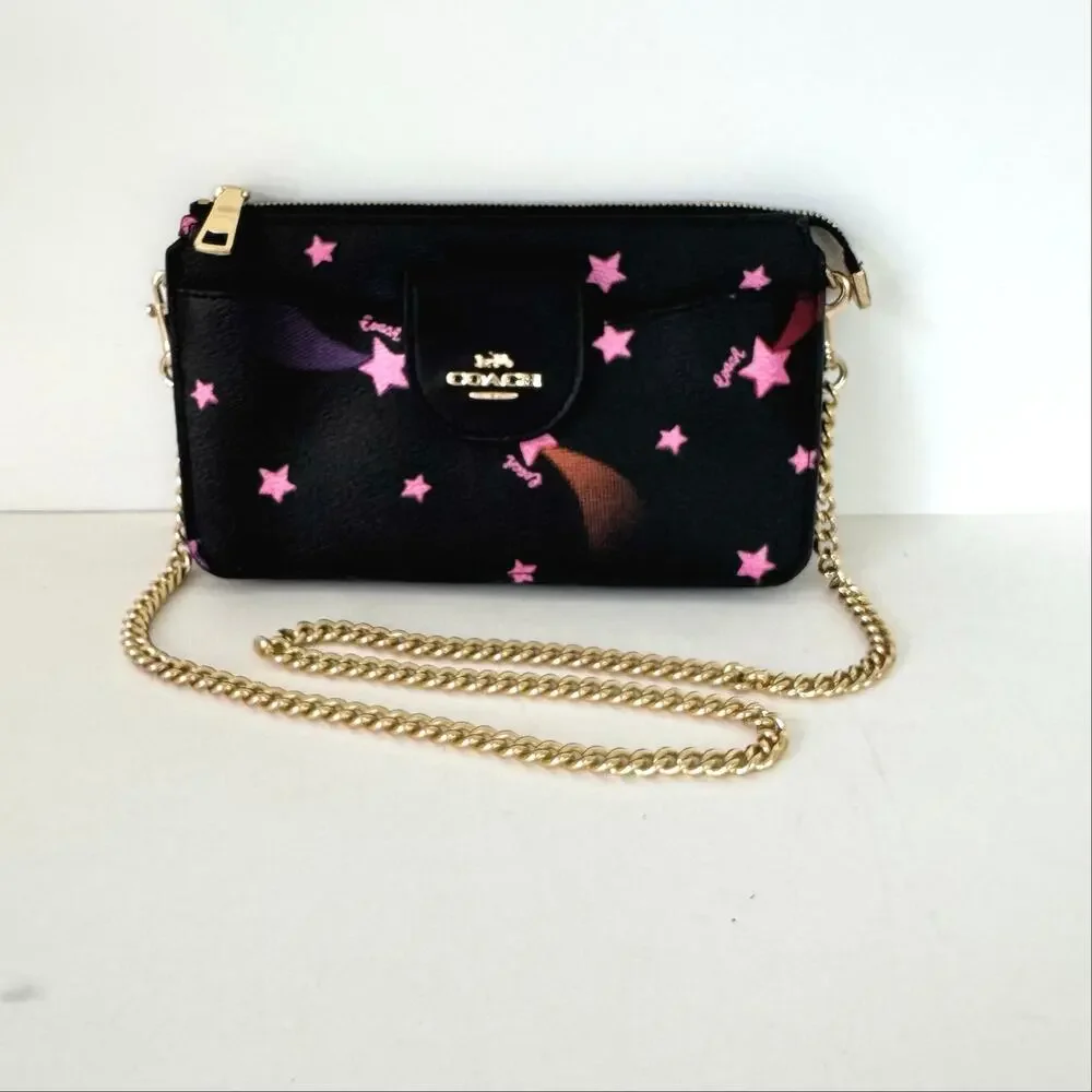 Coach exterior material