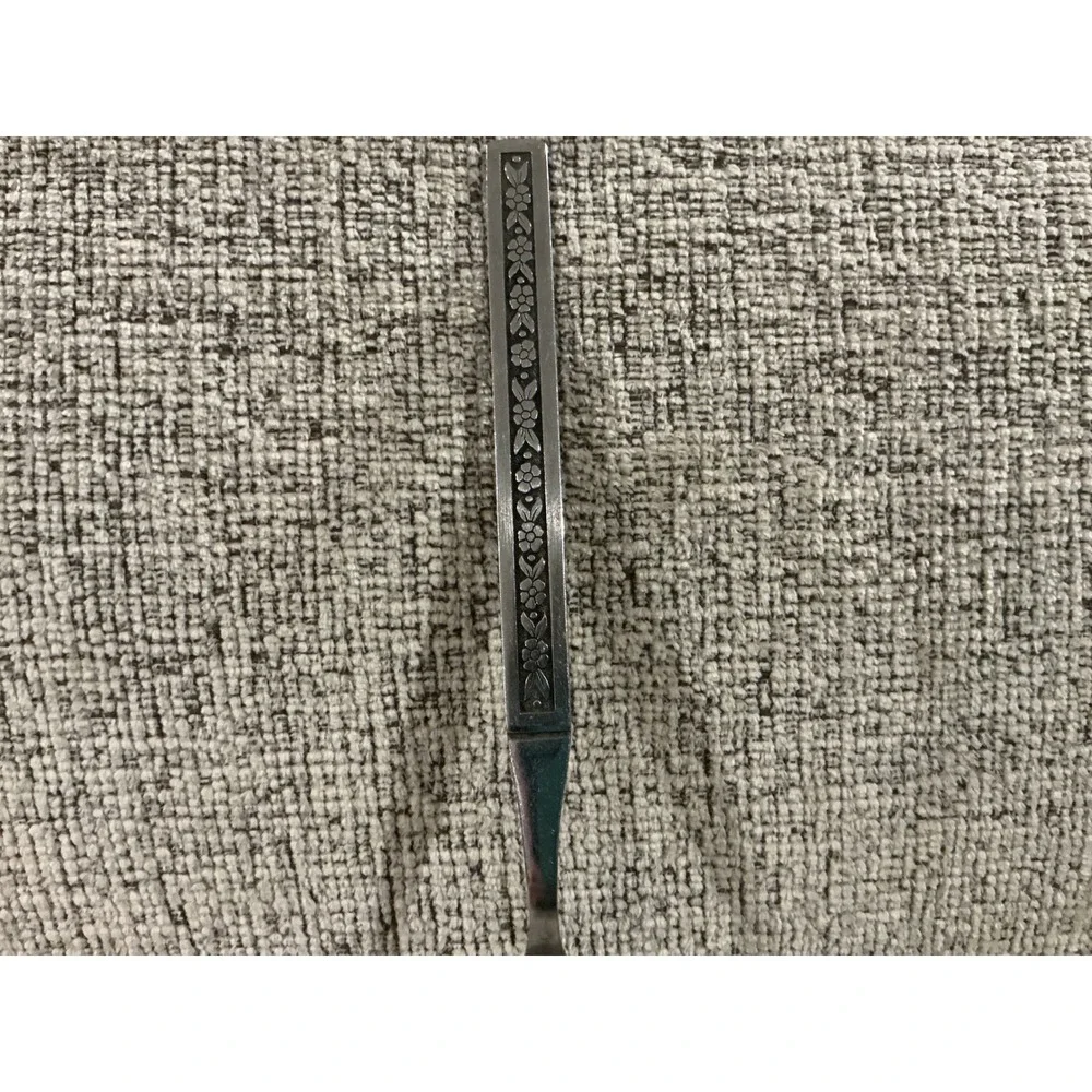 Oneida profile stainless