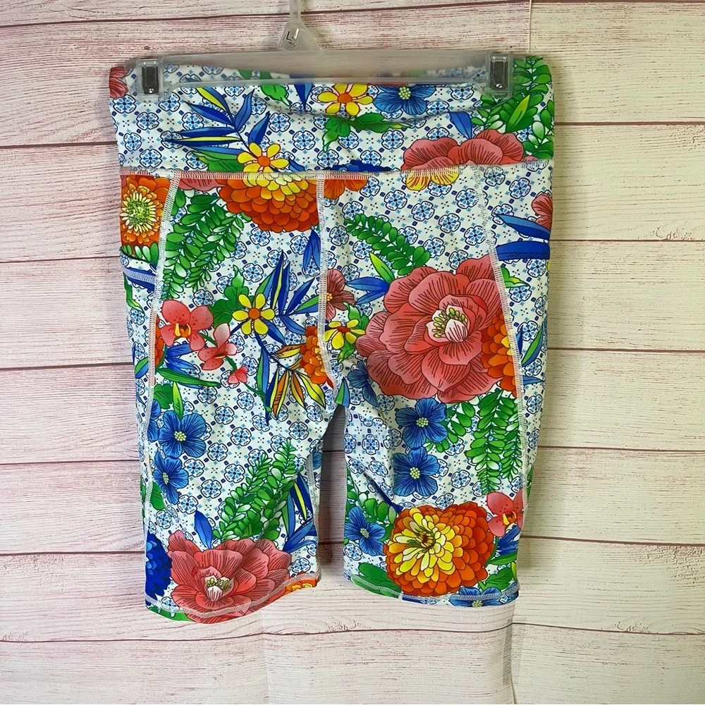 Barbara & Erickson waist approx